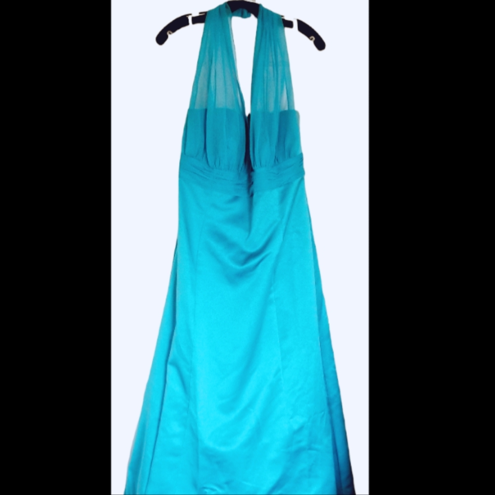 ***FANTASTIC AQUA TEAL GOWN WORN 1X SIZE 16***
